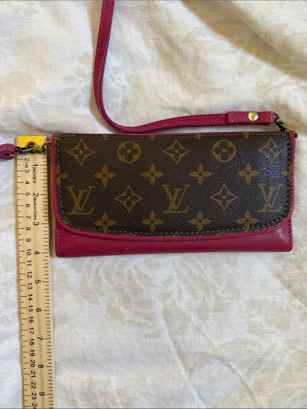 Like New Upcycled Crossbody Wallet Repurposed American Darling Louis Vuitton - Picture 10 of 10